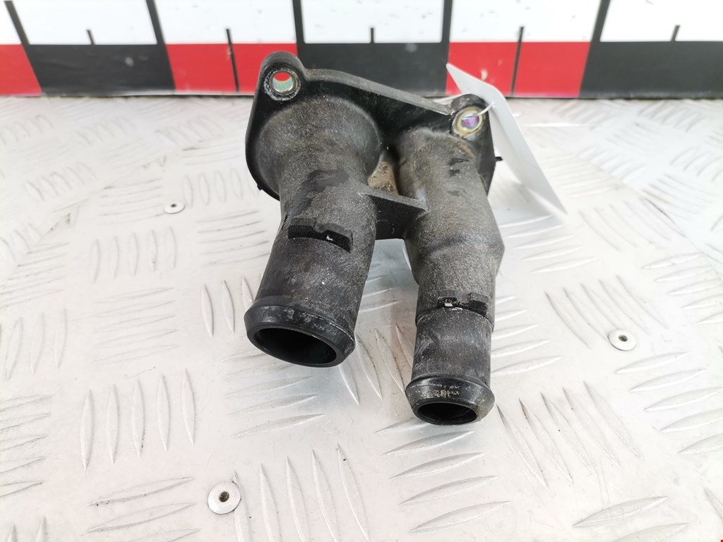 Корпус термостата FORD Focus II 2005-2011