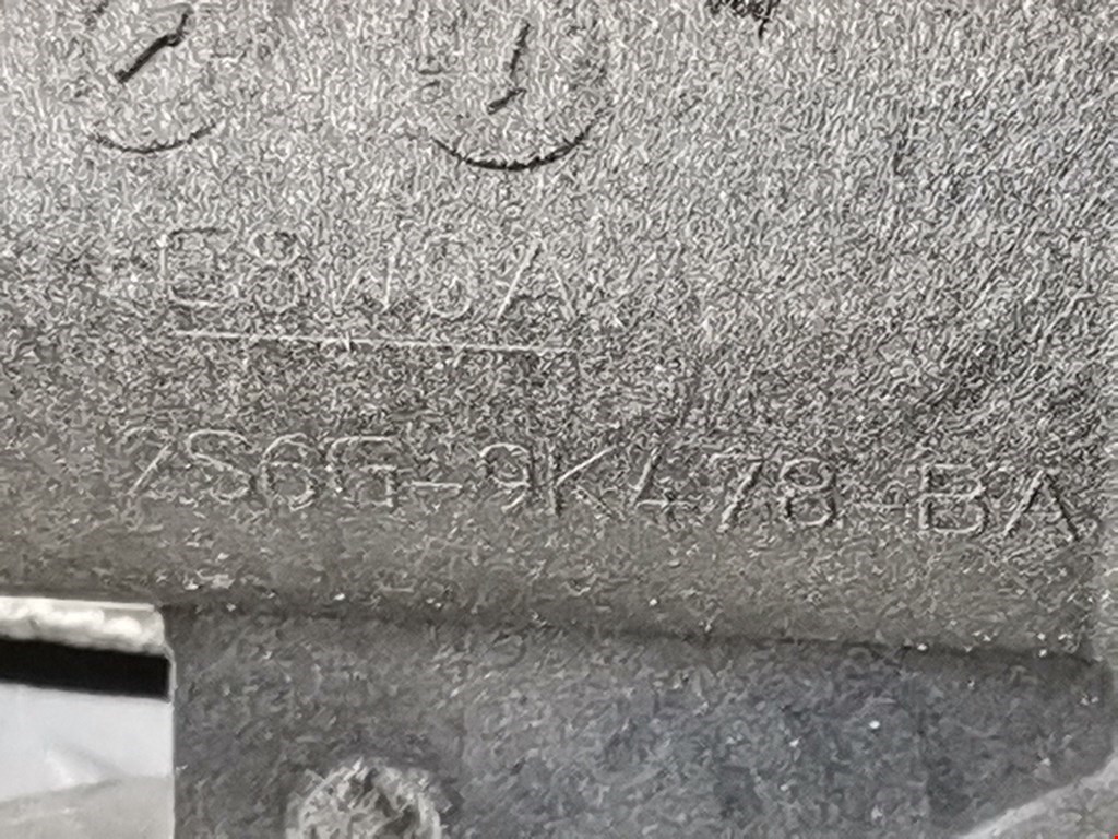 Корпус термостата FORD Focus II 2005-2011