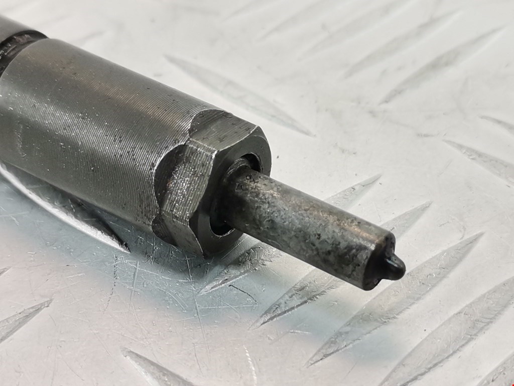 Форсунка дизельная электрическая KIA Carens 1999-2002