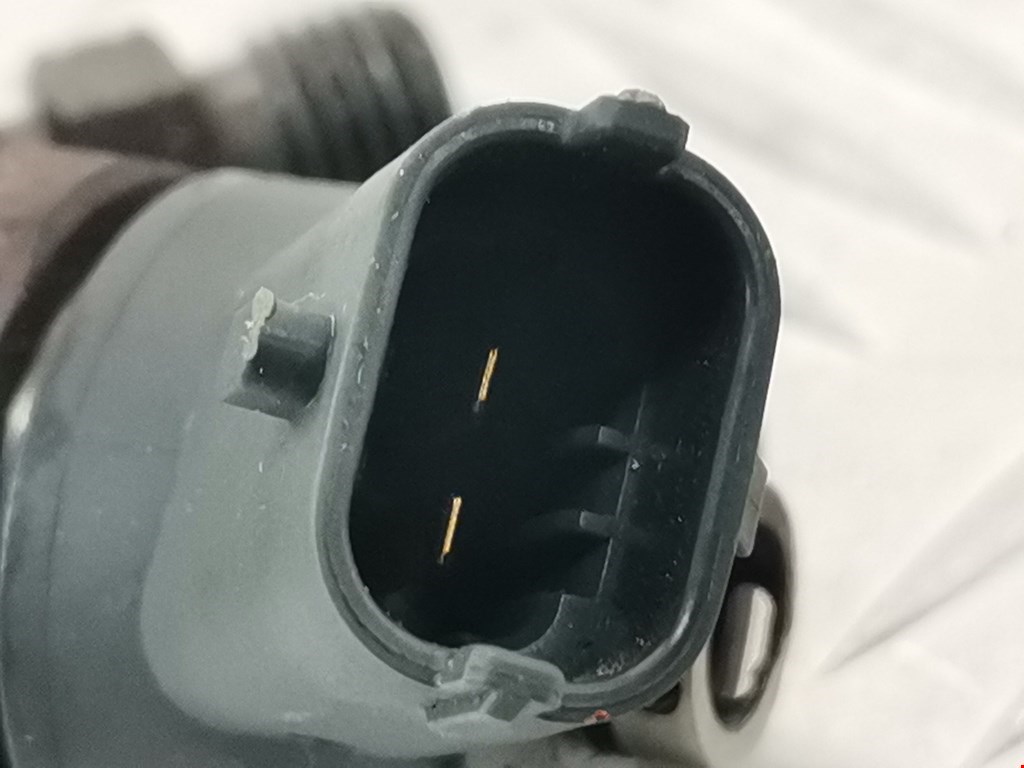 Форсунка дизельная электрическая KIA Carens 1999-2002