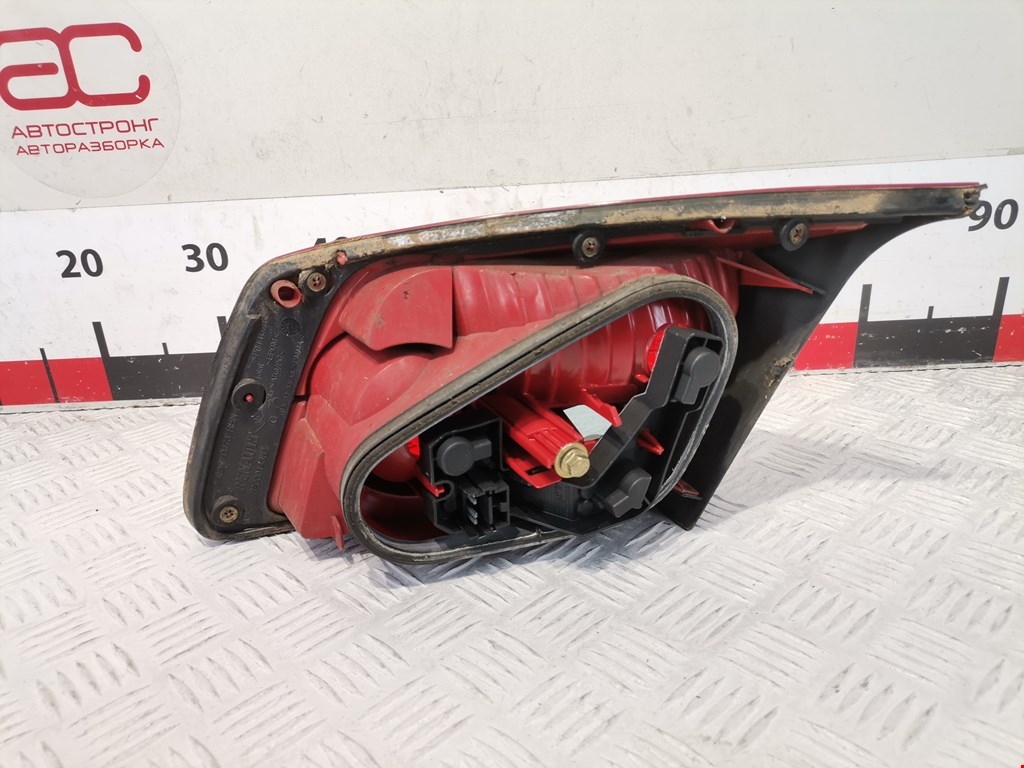 Фонарь задний внутренний левый RENAULT Vel Satis 2002-2009