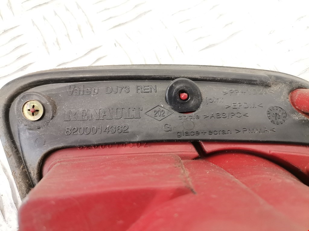 Фонарь задний внутренний левый RENAULT Vel Satis 2002-2009