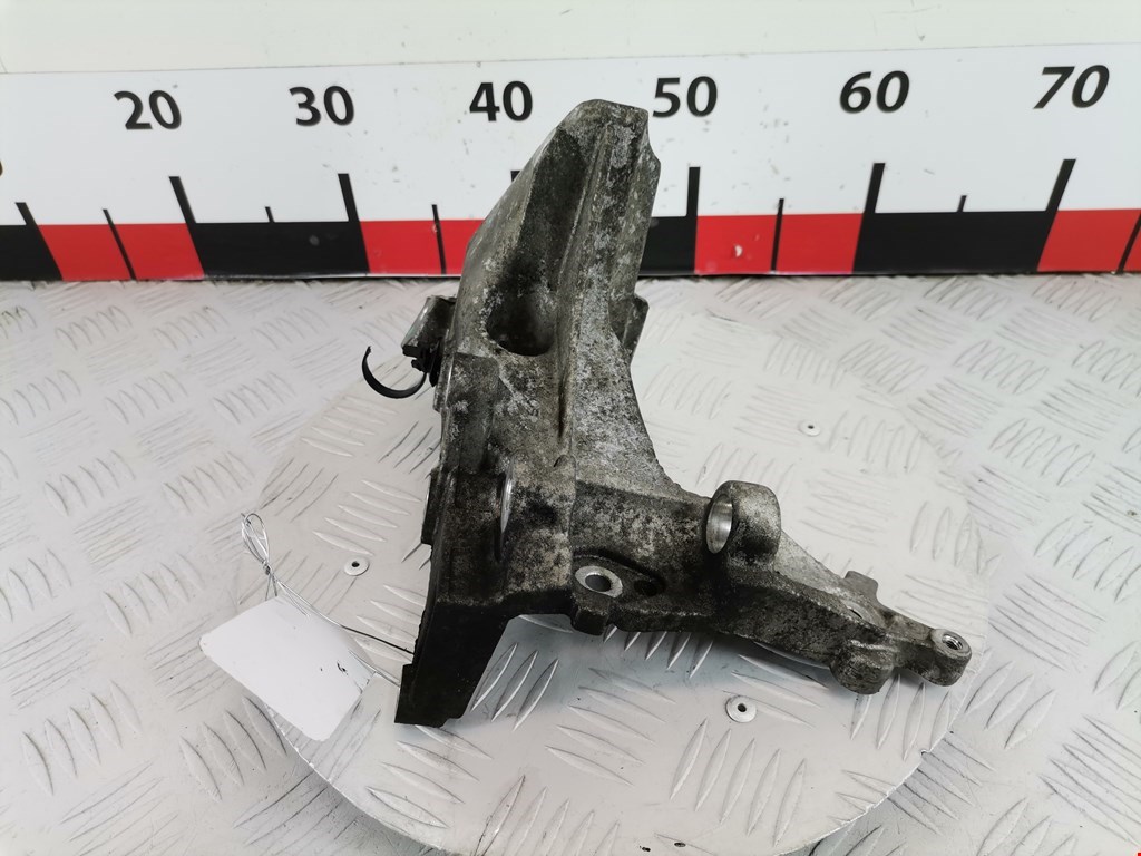 Кронштейн генератора PEUGEOT 308 2007-2015