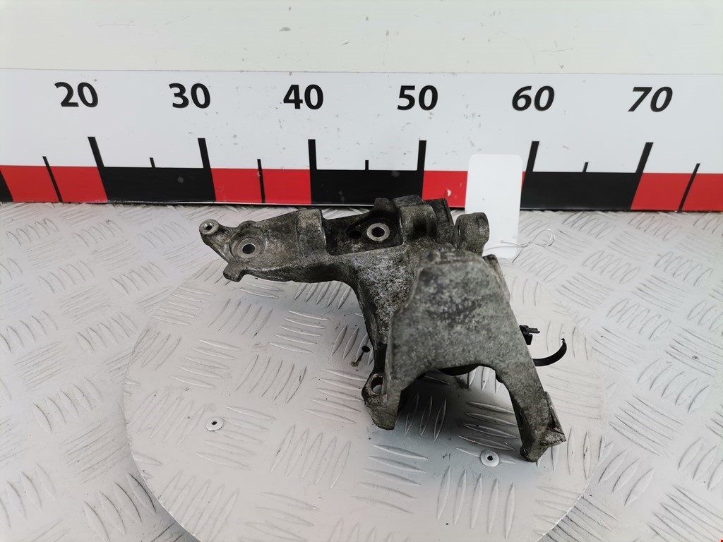 Кронштейн генератора PEUGEOT 308 2007-2015