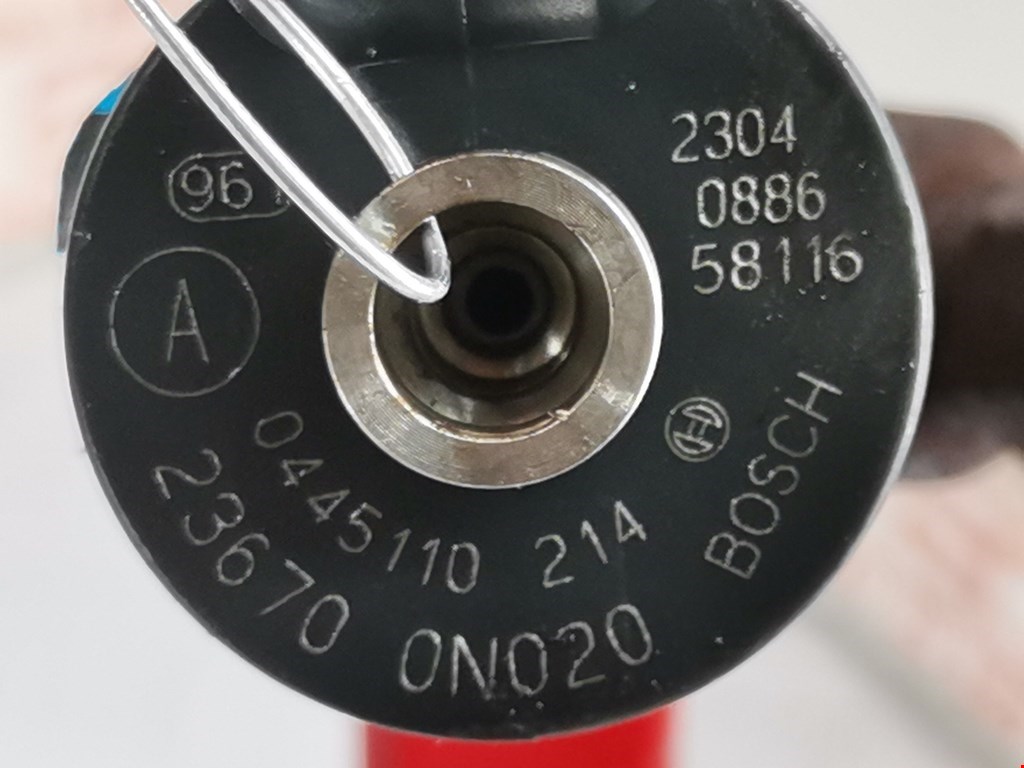 Форсунка дизельная электрическая TOYOTA Yaris 1999-2005