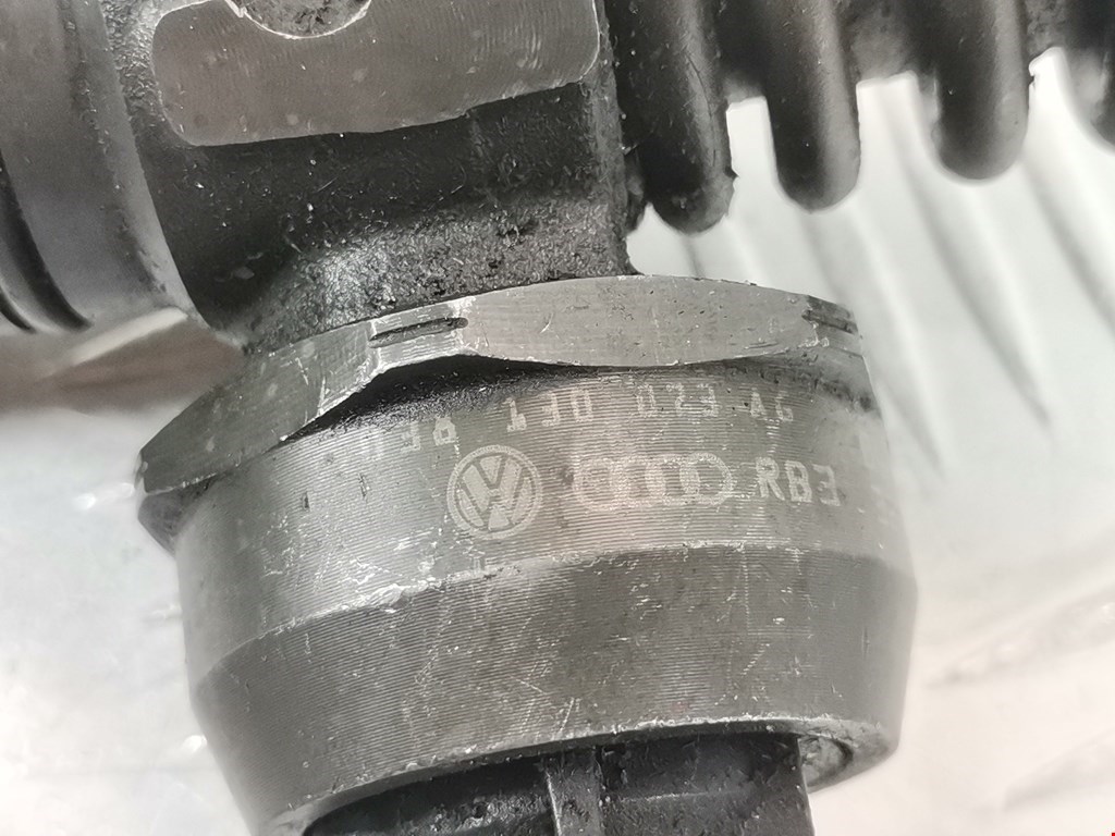 Форсунка дизельная электрическая VOLKSWAGEN Passat B6 2005-2011