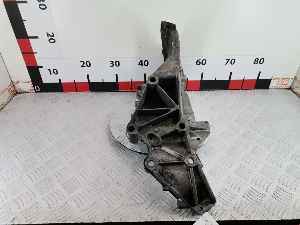 Кронштейн генератора RENAULT Espace 2003-2014