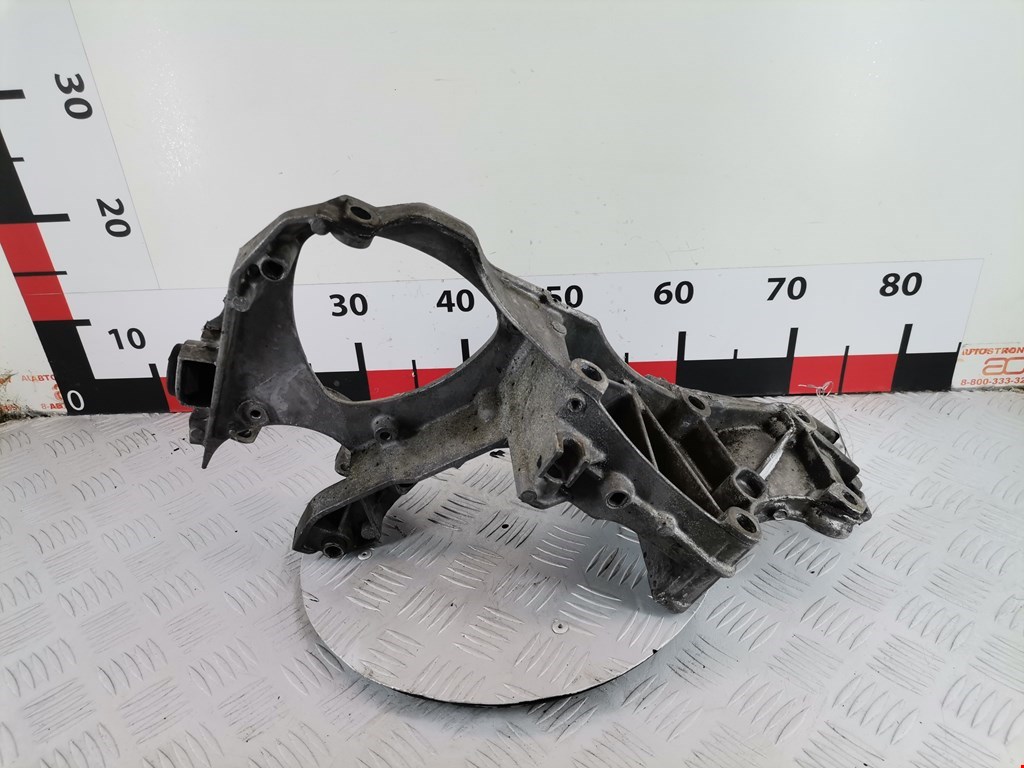 Кронштейн генератора RENAULT Espace 2003-2014