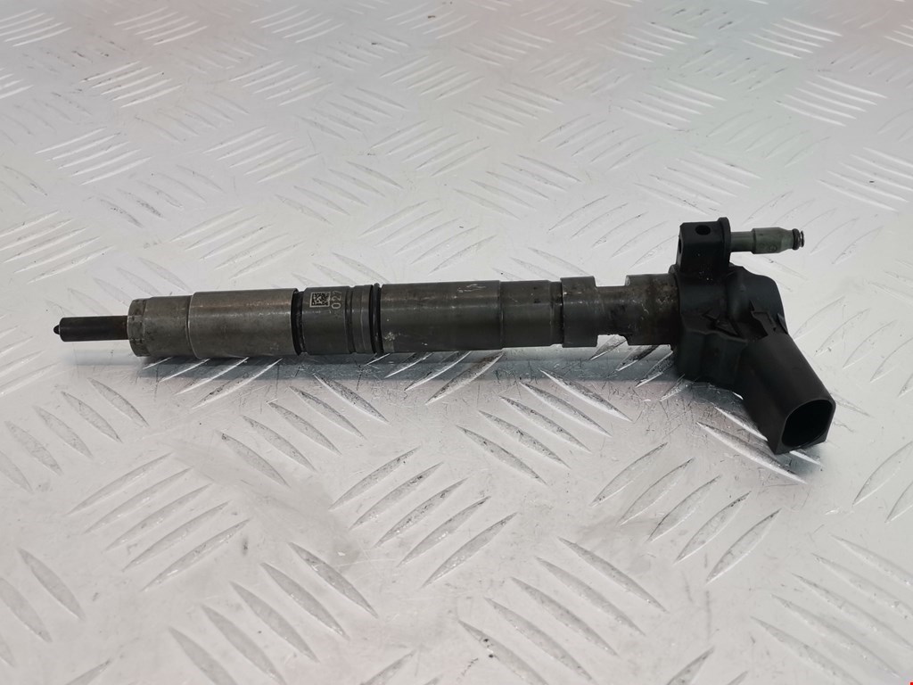 Форсунка дизельная электрическая VOLKSWAGEN Passat B6 2005-2011