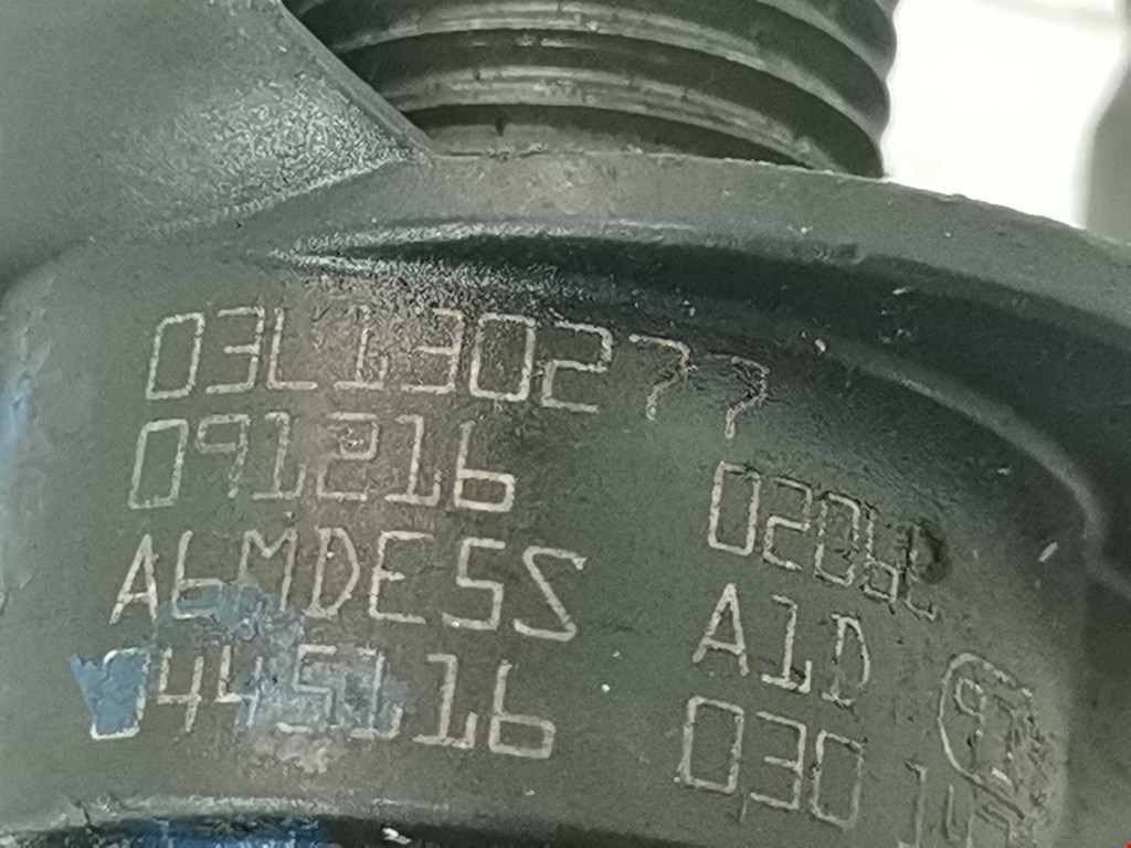 Форсунка дизельная электрическая VOLKSWAGEN Passat B6 2005-2011