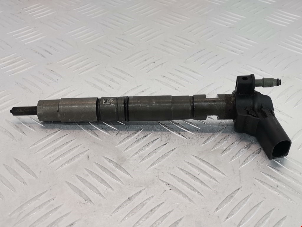 Форсунка дизельная электрическая VOLKSWAGEN Passat B6 2005-2011