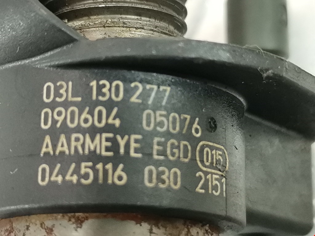 Форсунка дизельная электрическая VOLKSWAGEN Passat B6 2005-2011