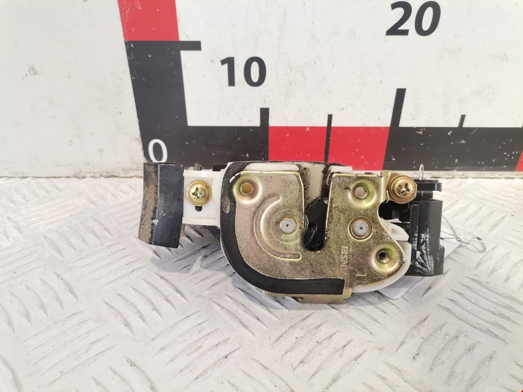 Замок двери передней левой MITSUBISHI Colt Z3 2003-2012