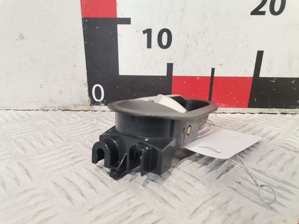 Ручка дверная передняя внутренняя правая MITSUBISHI Colt Z3 2003-2012