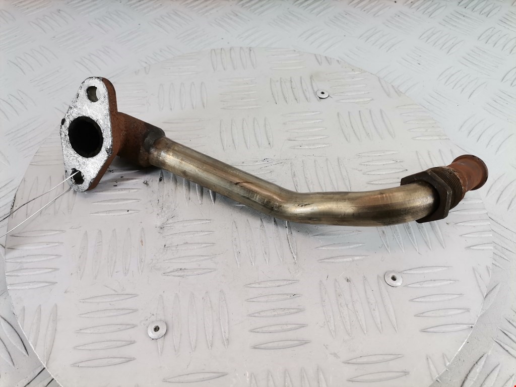 Трубка картерных газов NISSAN Primera P11 1996-2002