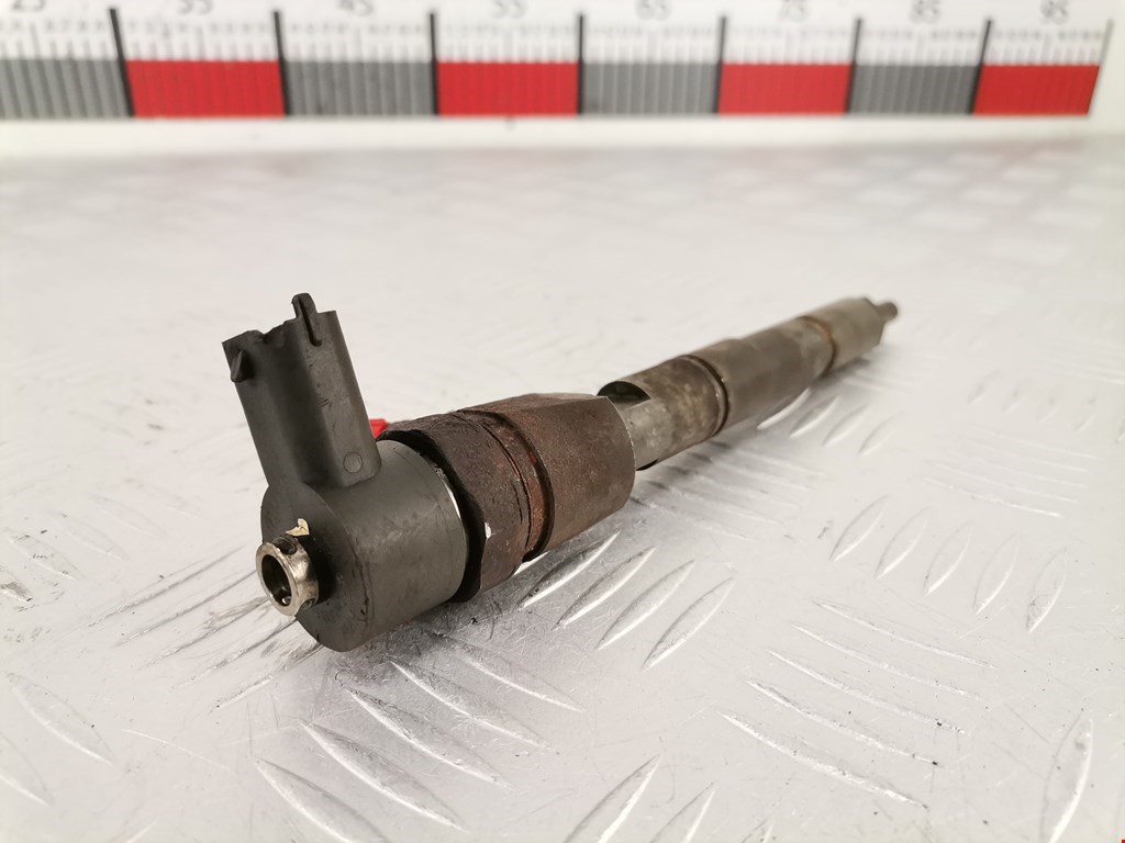 Форсунка дизельная электрическая OPEL Zafira B 2005-2012