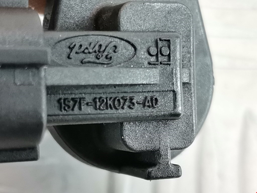 Датчик положения распредвала FORD Mondeo III 2000-2007