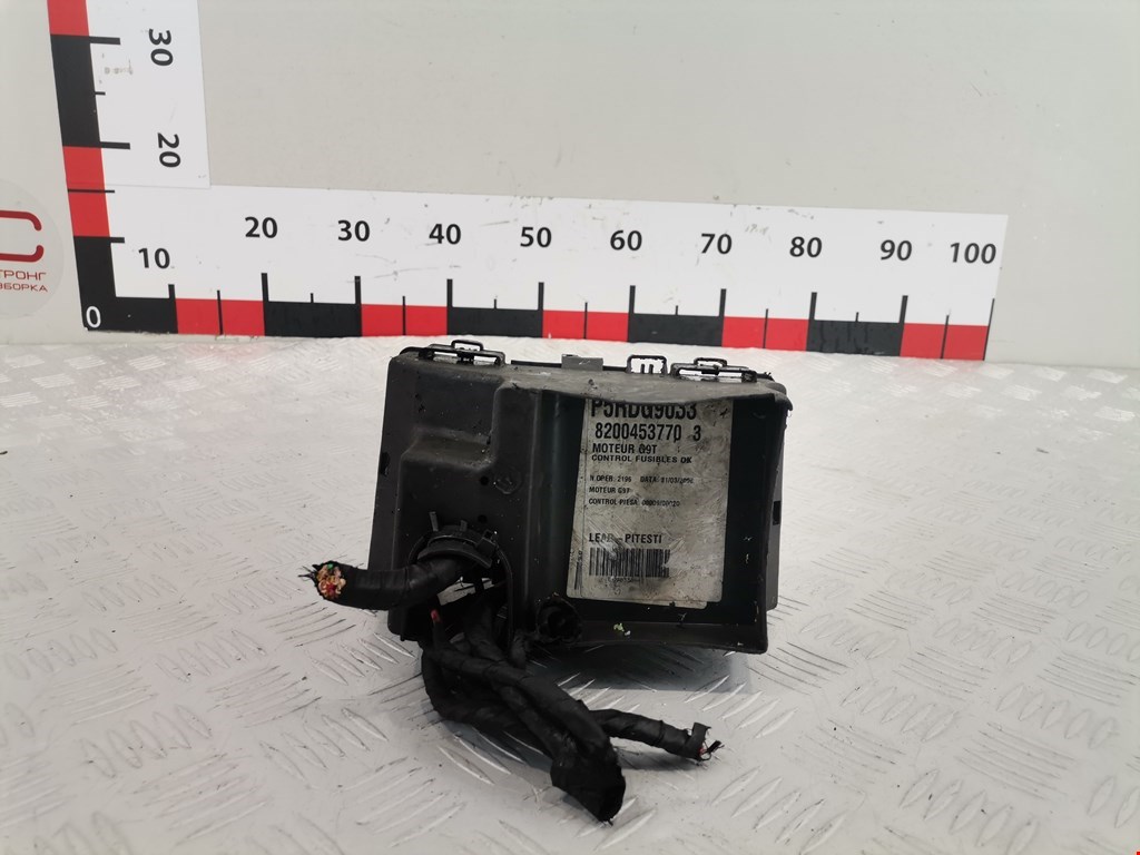 Датчик уровня в бачок омывателя RENAULT Espace 2003-2014