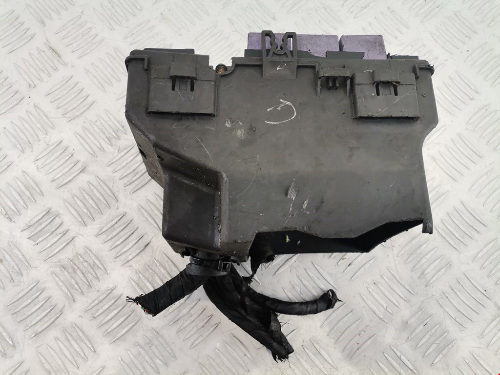 Датчик уровня в бачок омывателя RENAULT Espace 2003-2014