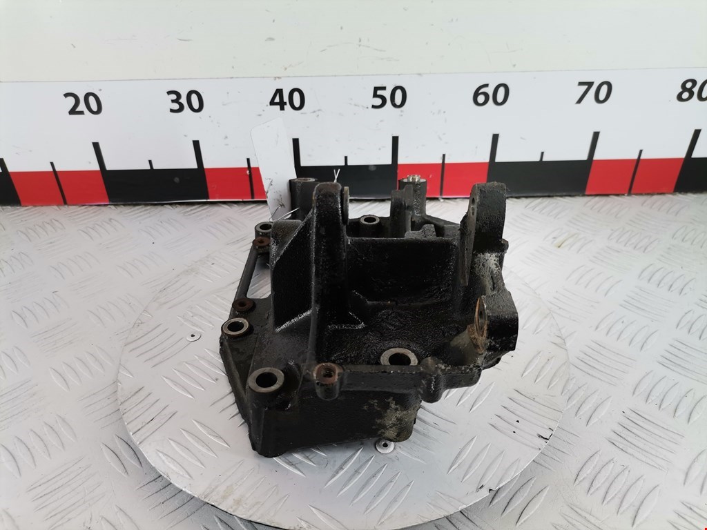 Кронштейн генератора PEUGEOT 206 1998-2012