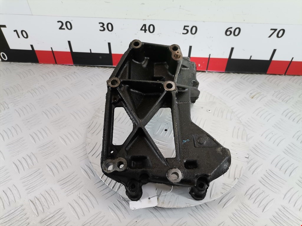 Кронштейн генератора PEUGEOT 206 1998-2012