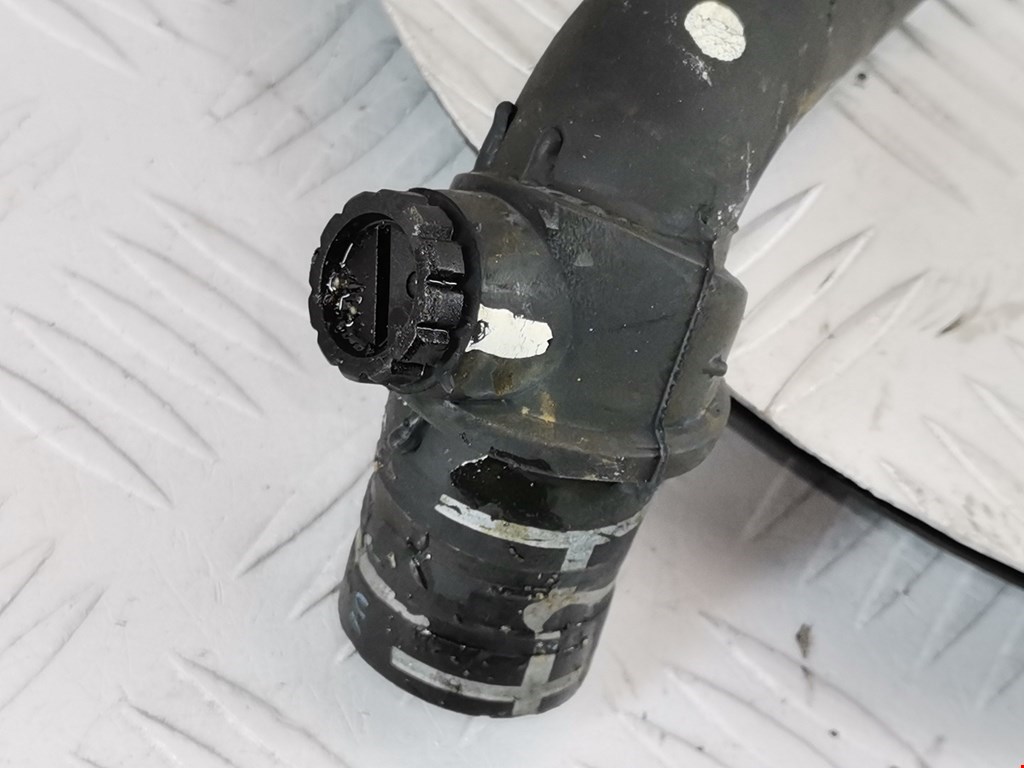 Патрубок VOLVO V50 I 2004-2012