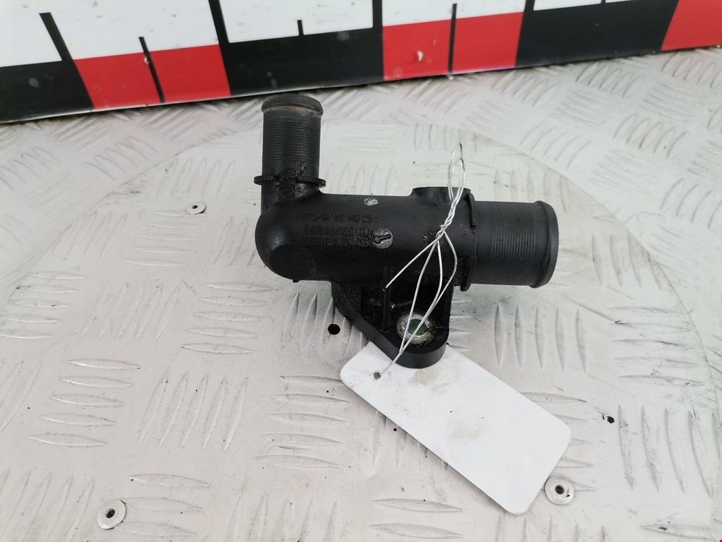 Тройник системы охлаждения CITROEN Xsara 1997-2000