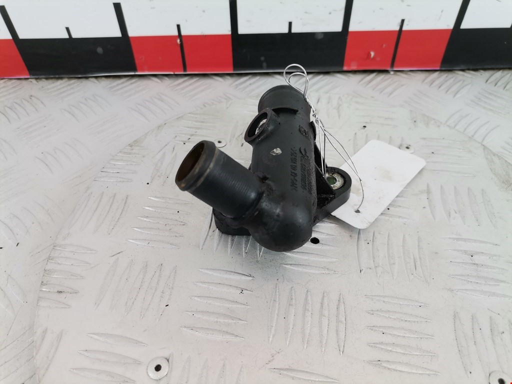 Тройник системы охлаждения CITROEN Xsara 1997-2000