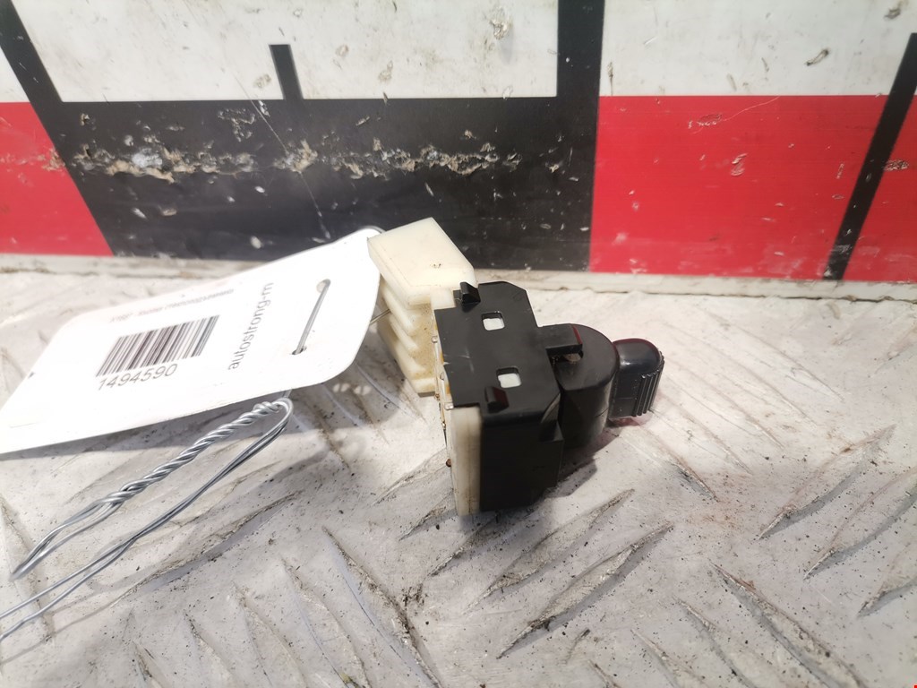 Кнопка стеклоподъемника SUBARU Impreza 1992-2000