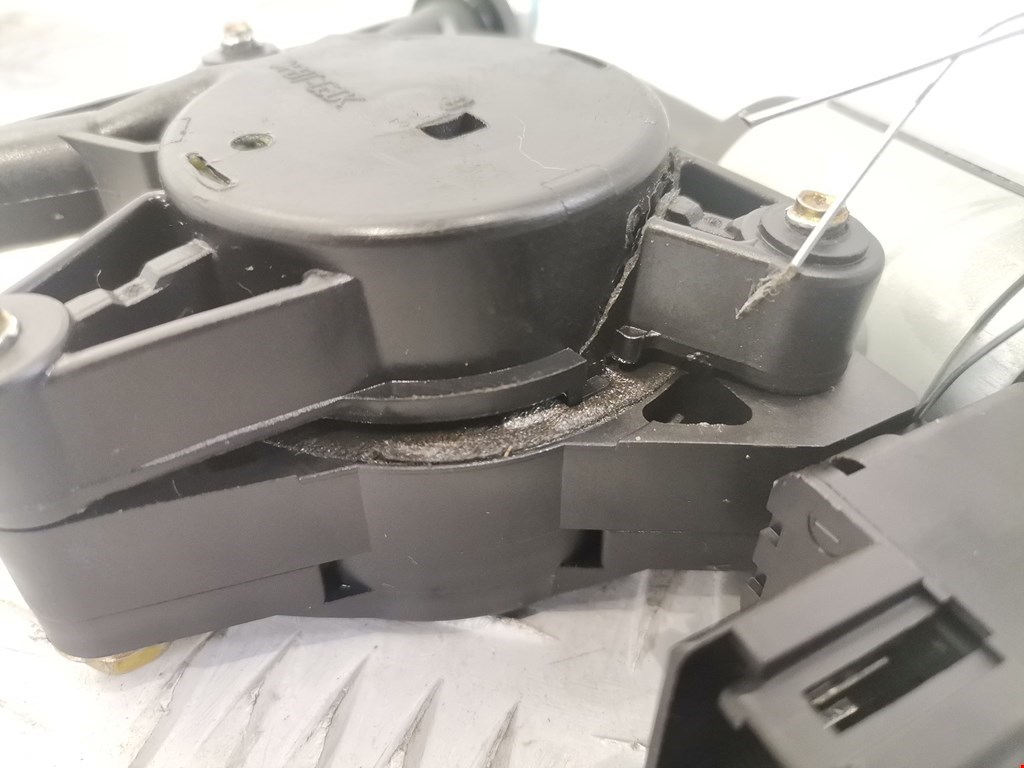 Стеклоподъемник передний правый MAZDA RX-8 2003-2012