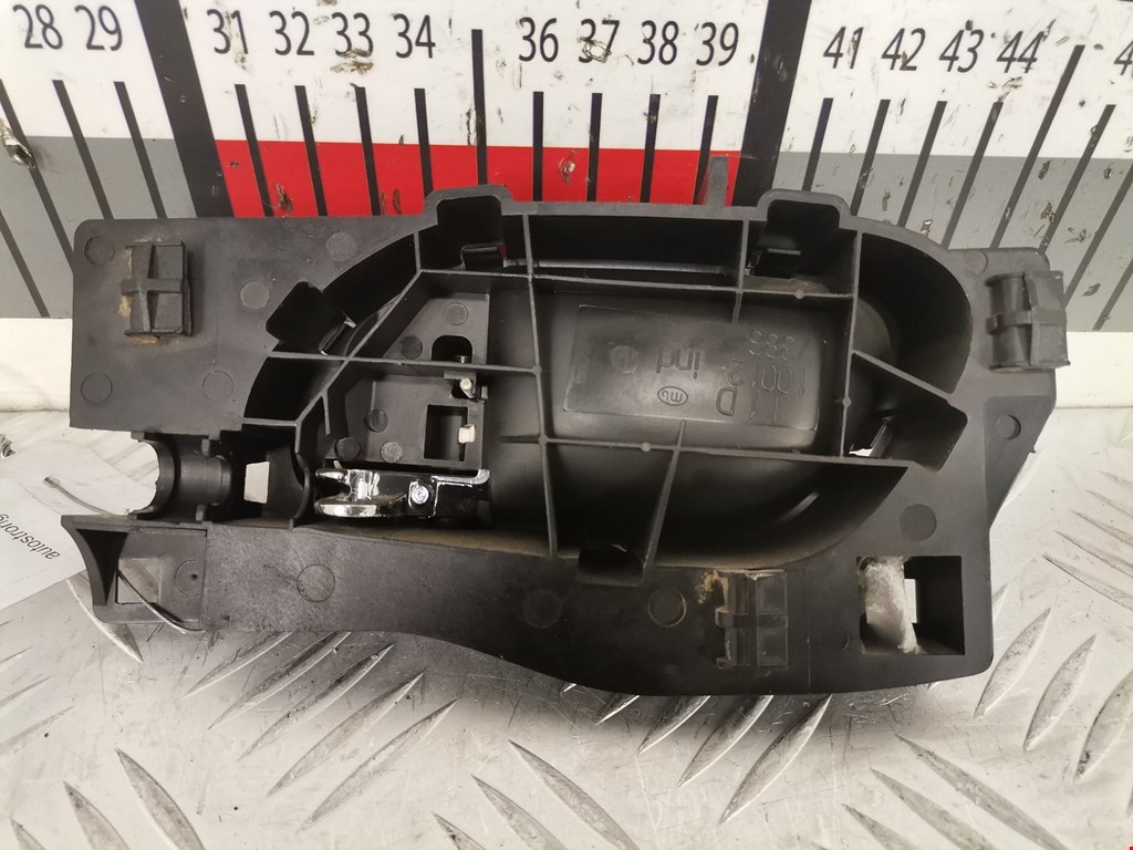 Ручка дверная задняя внутренняя правая PEUGEOT 407 2004-2010