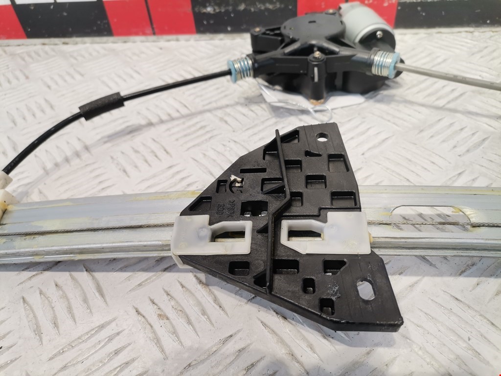 Стеклоподъемник передний левый MAZDA RX-8 2003-2012