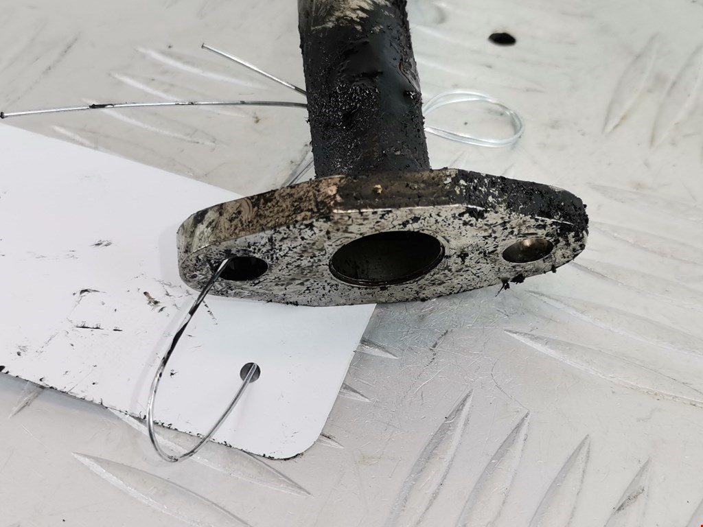 Трубка нагнетателя VOLKSWAGEN Passat B5 1997-2005