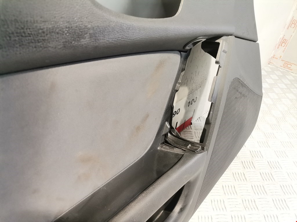 Обшивка двери передняя левая MAZDA RX-8 2003-2012