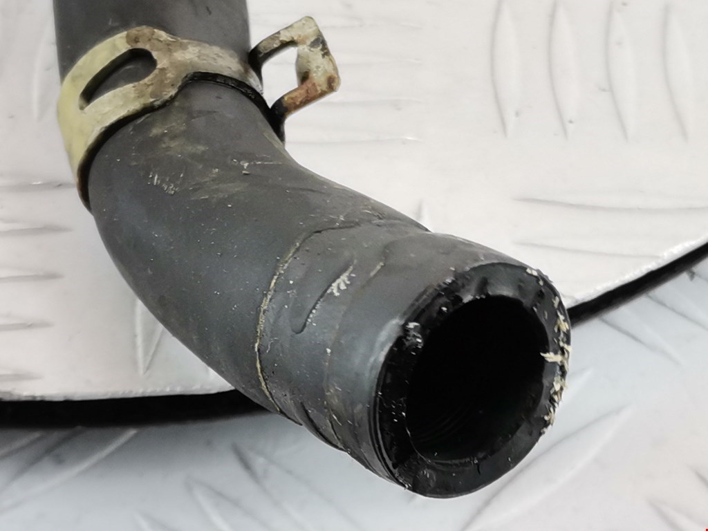 Патрубок VOLVO V50 I 2004-2012