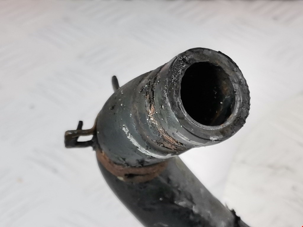 Патрубок VOLVO V50 I 2004-2012