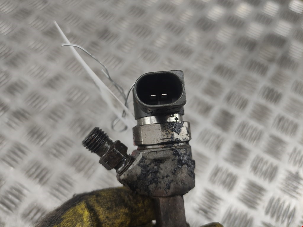 Форсунка дизельная электрическая MERCEDES-BENZ C-Class C-klasse W203 2000-2007