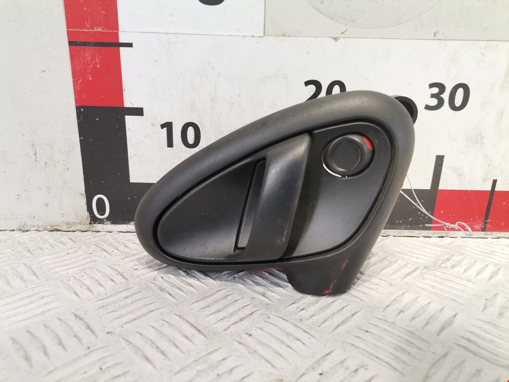 Ручка дверная задняя внутренняя левая CITROEN Xsara 1997-2000