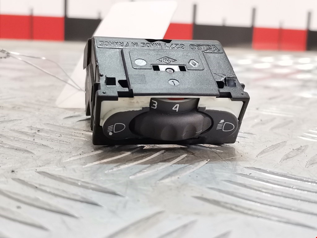 Кнопка корректора фар RENAULT Laguna 1993-2000