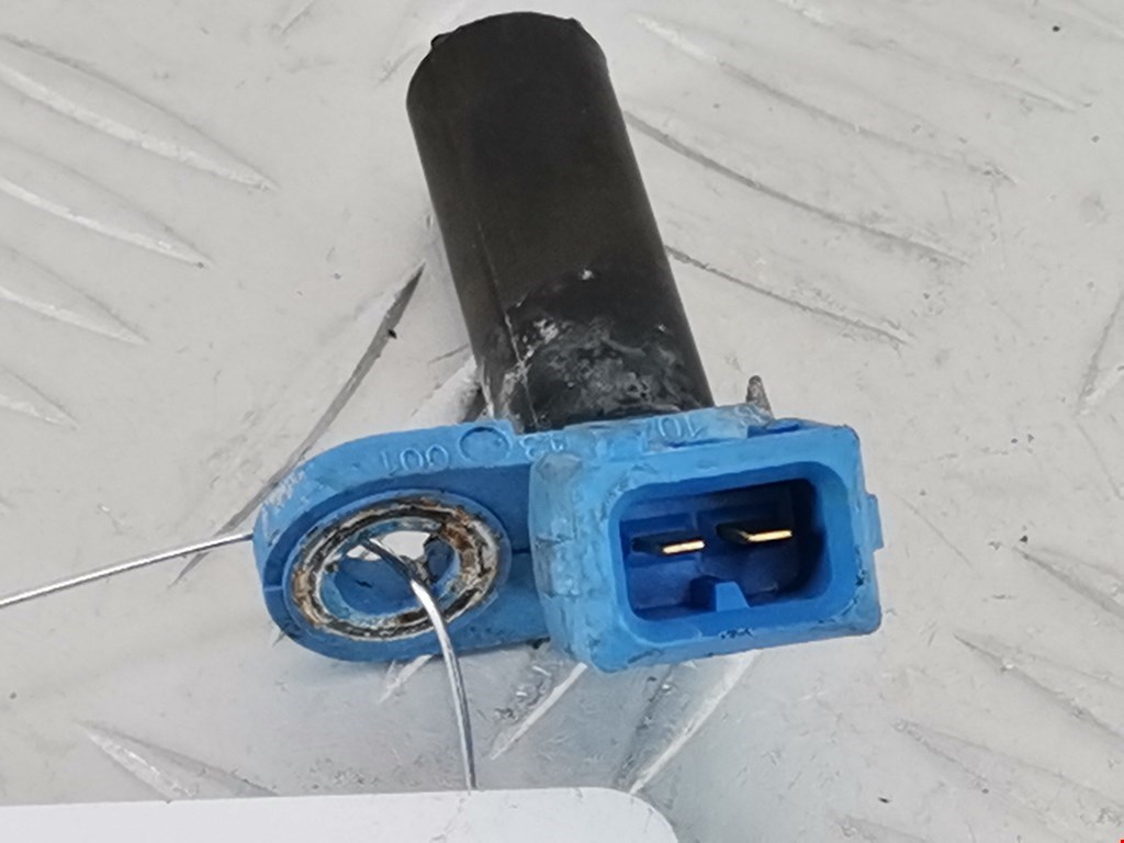 Датчик положения коленвала FORD Fiesta 2001-2008