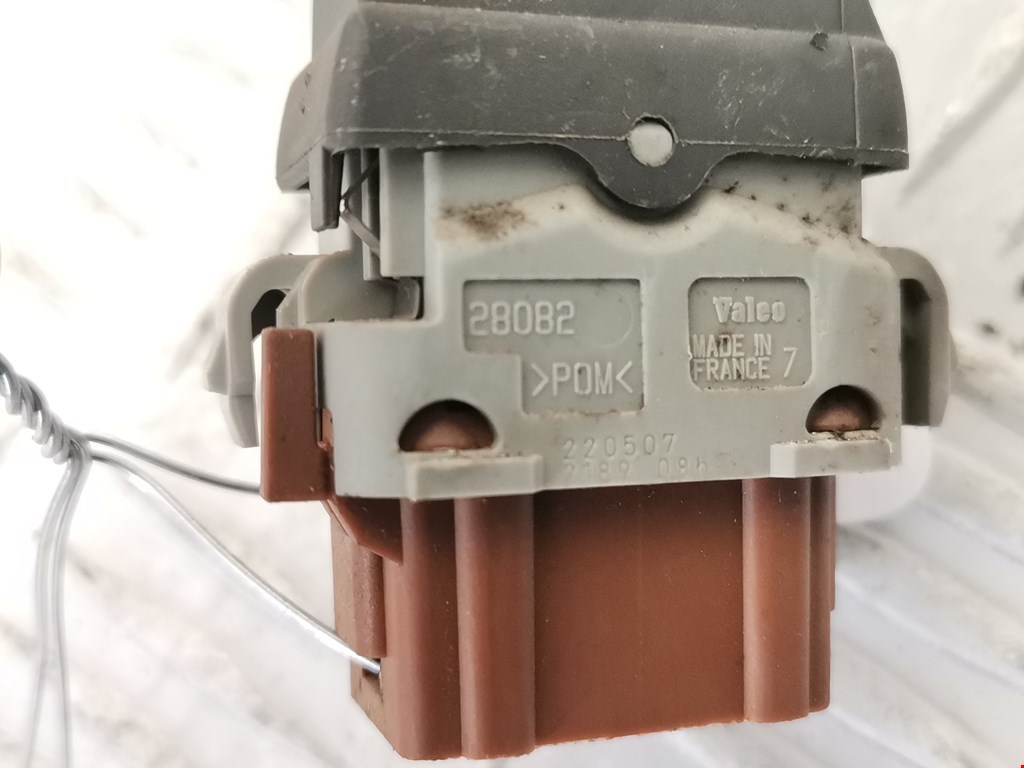 Кнопка стеклоподъемника RENAULT Espace 2003-2014