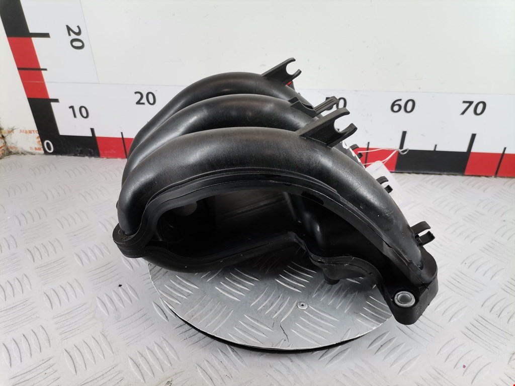 Коллектор впускной VOLKSWAGEN Fox 2005-2011