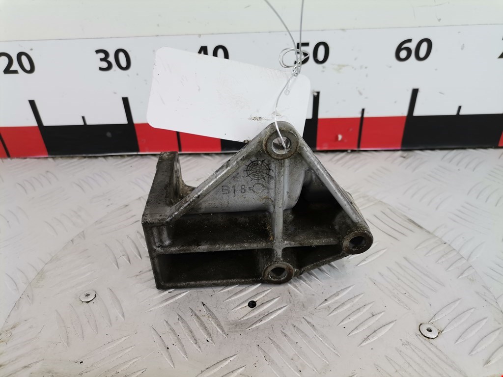 Кронштейн кондиционера NISSAN Almera Tino 2000-2006