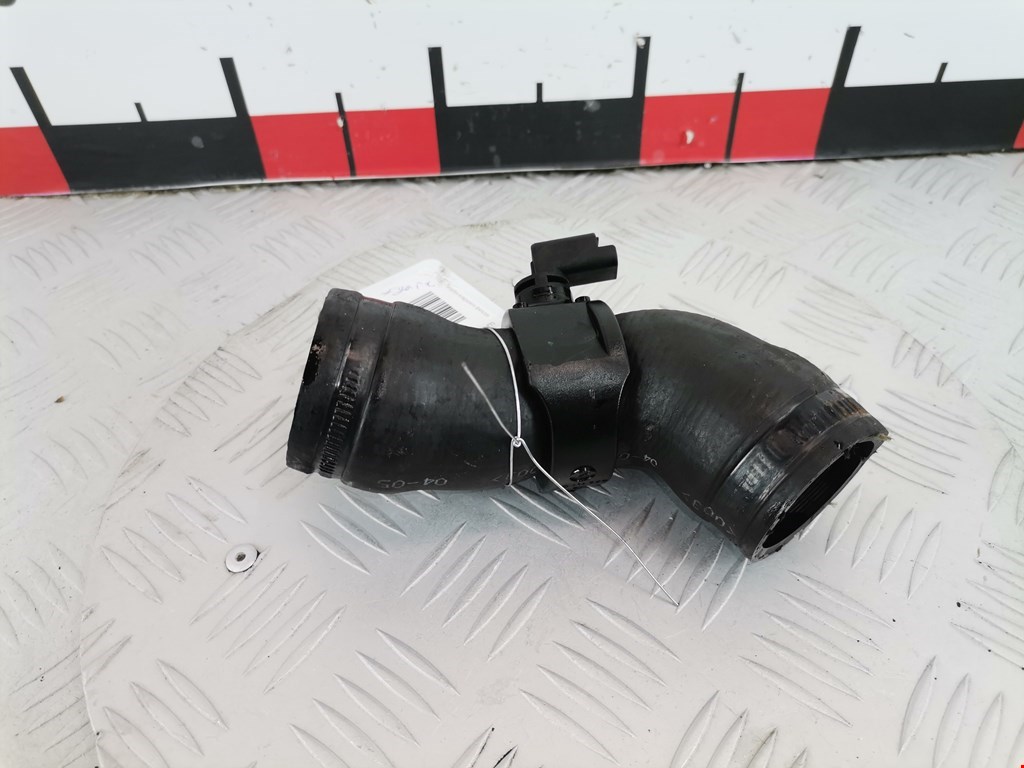 Патрубок воздушного фильтра FORD Fiesta 2001-2008