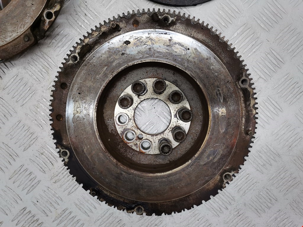 Маховик (демпфер сцепления) VOLVO V40 I 1995-2004