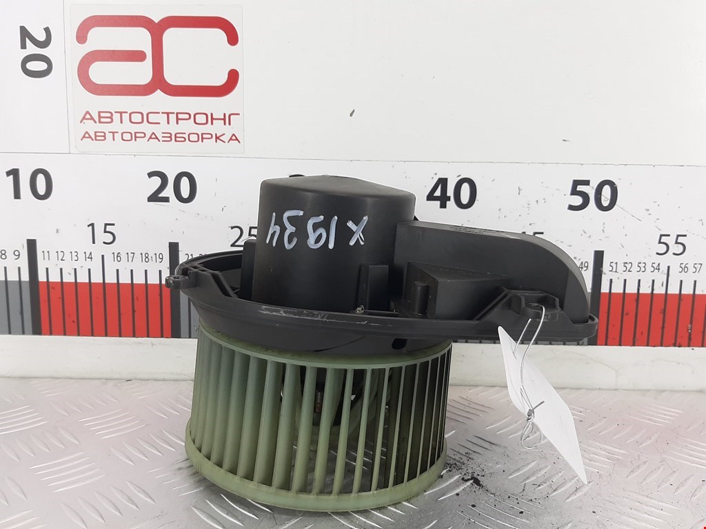 Моторчик (мотор) отопителя салона VOLKSWAGEN Passat B5 1997-2005