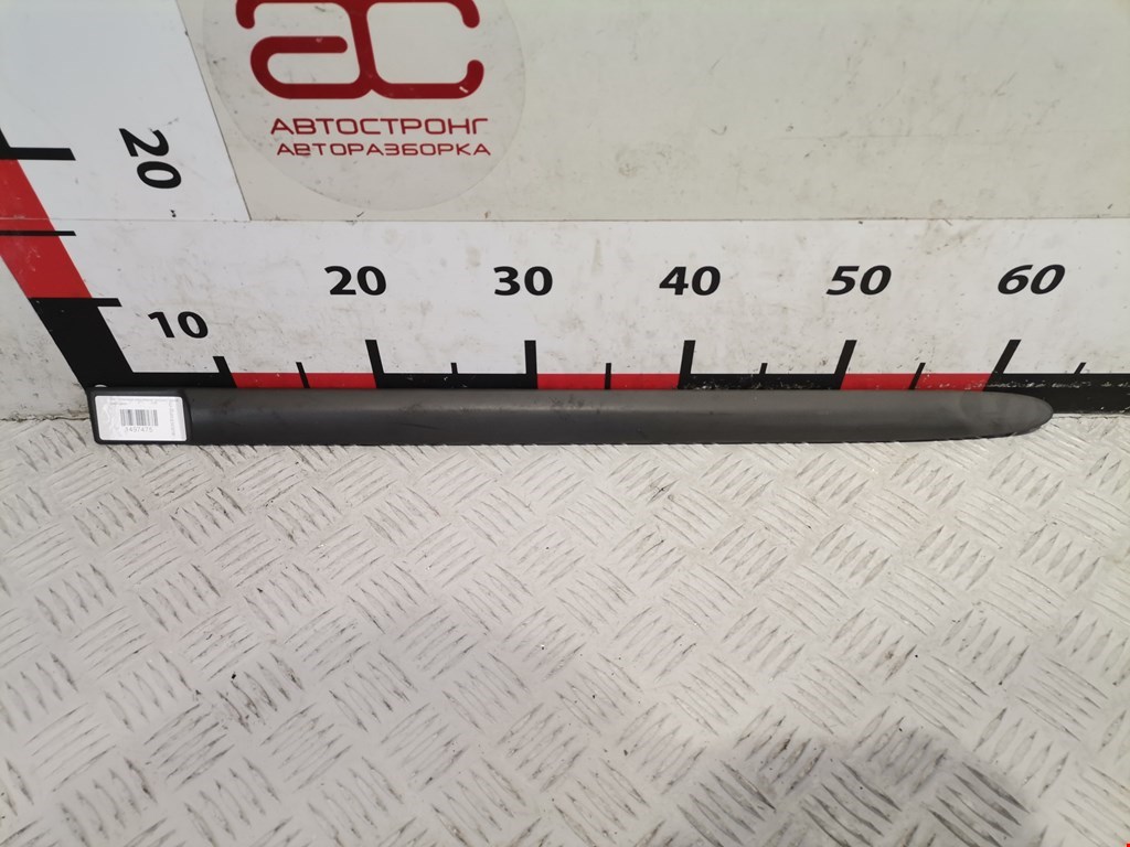 Накладка (молдинг) двери задней левой Nissan Almera_Tino (2000-2006)