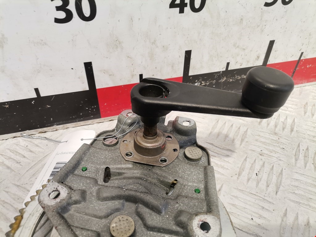 Стеклоподъемник задний левый BMW 3er E36 1991-2000