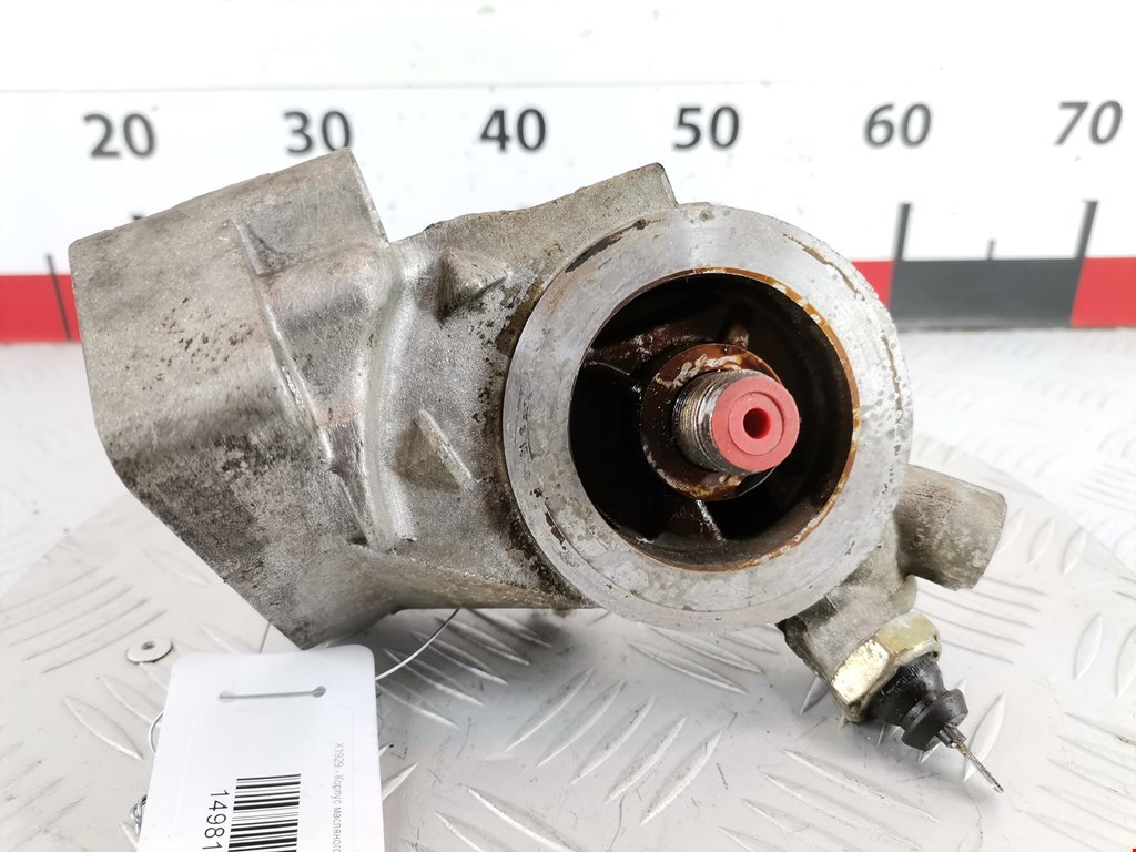 Корпус масляного фильтра AUDI A4 B5 1995-2001