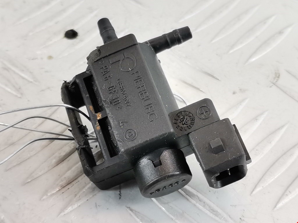 Клапан воздушного фильтра Seat Toledo 1 (1991-1999)